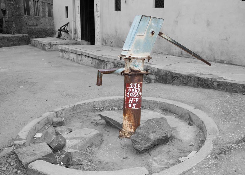 Industry and Violation of Human Right to Water - A red-marked handpump in village Bichhadi, Udaipur district, Rajasthan indicating unsuitability for drinking